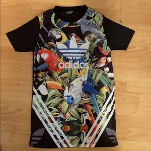 Tropical Tu shop. Adidas shirt
